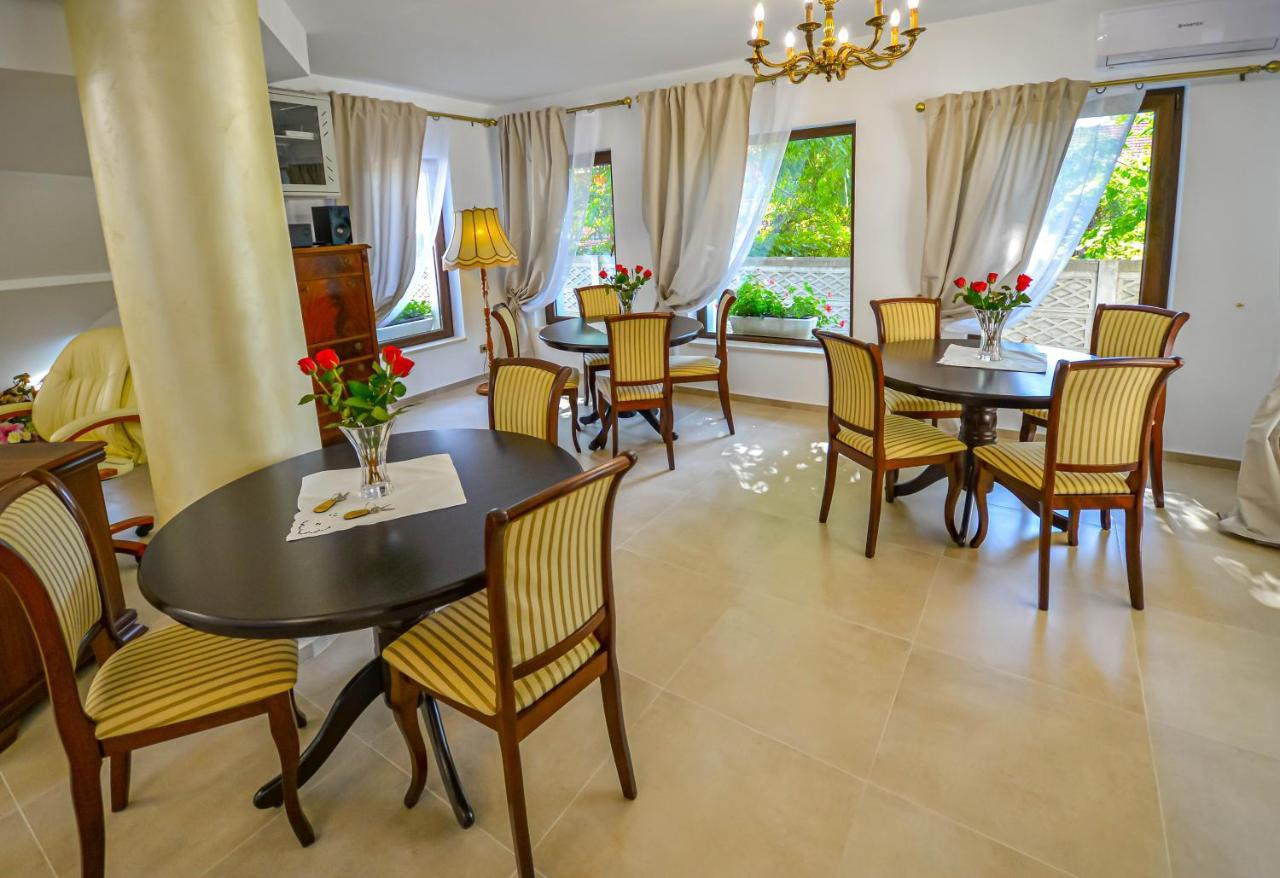 Casa Mora Hotel Deva Buitenkant foto